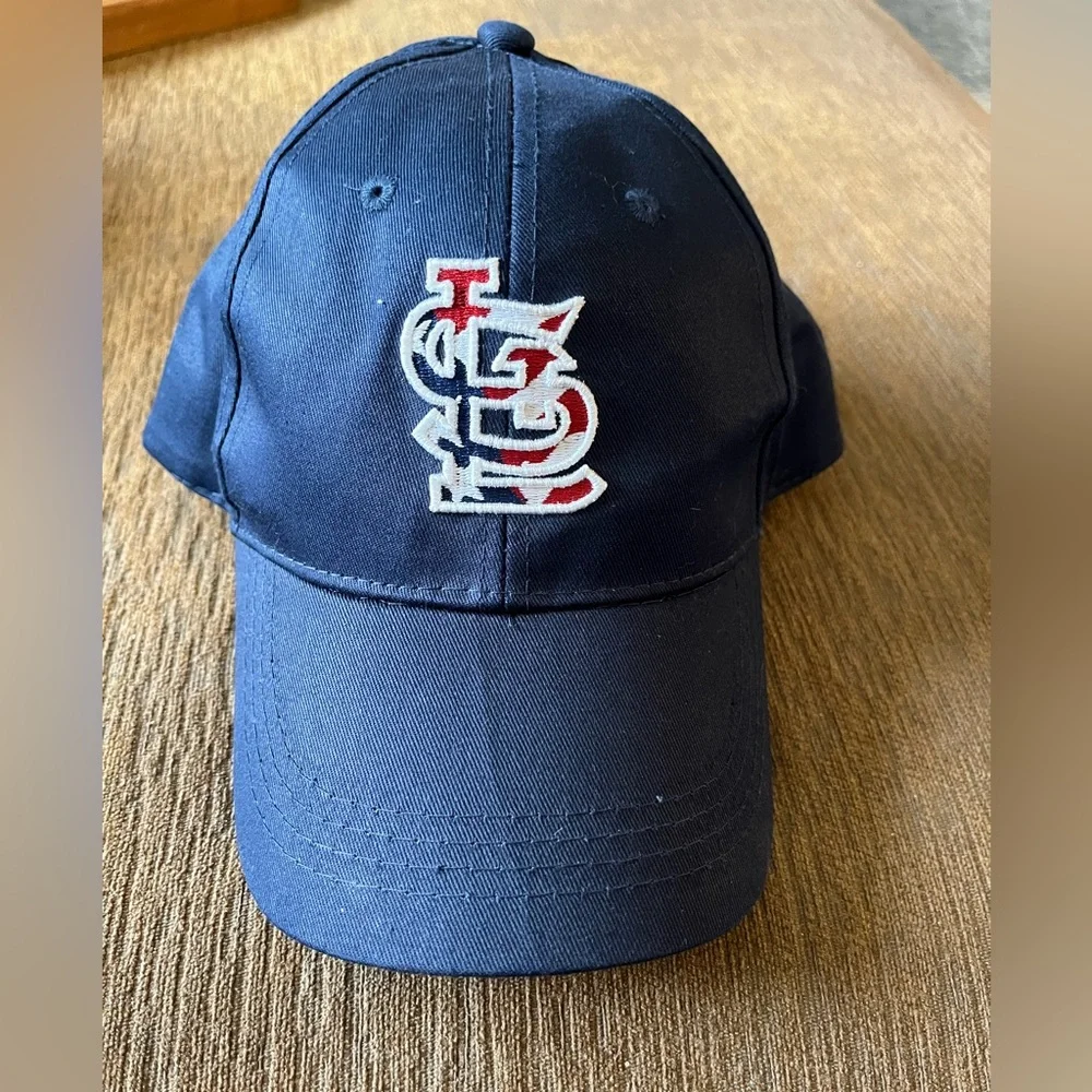 St.‎ Louis Youth Hat